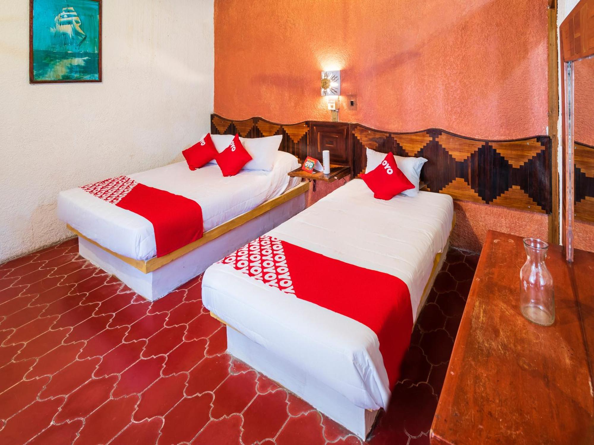 Oyo Hotel Sands Бара де Навидад Екстериор снимка