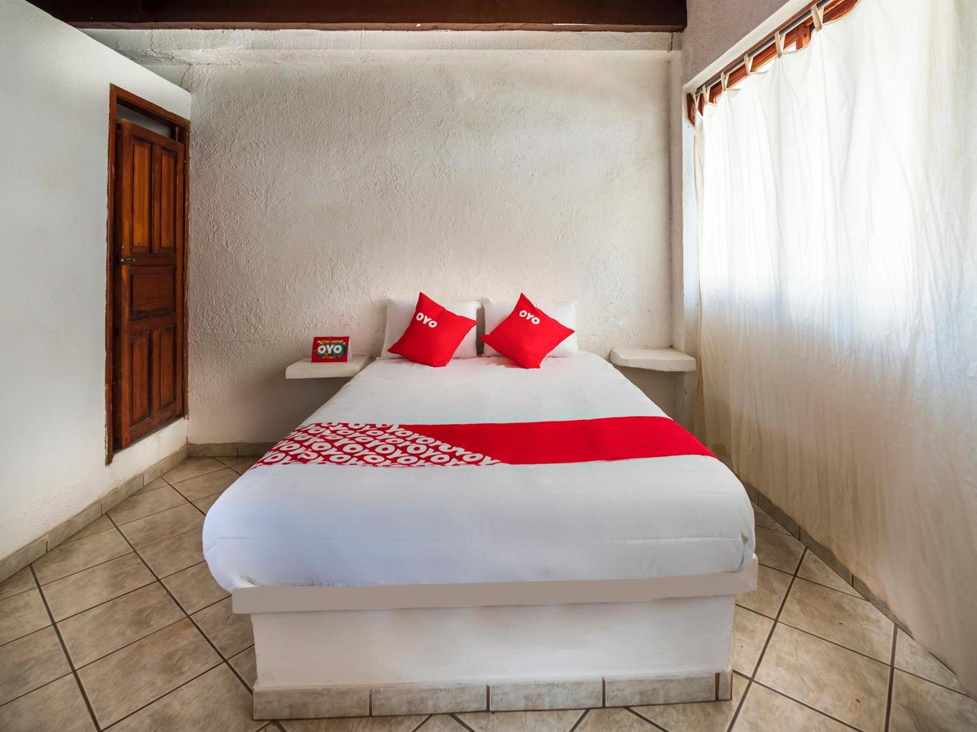 Oyo Hotel Sands Бара де Навидад Екстериор снимка